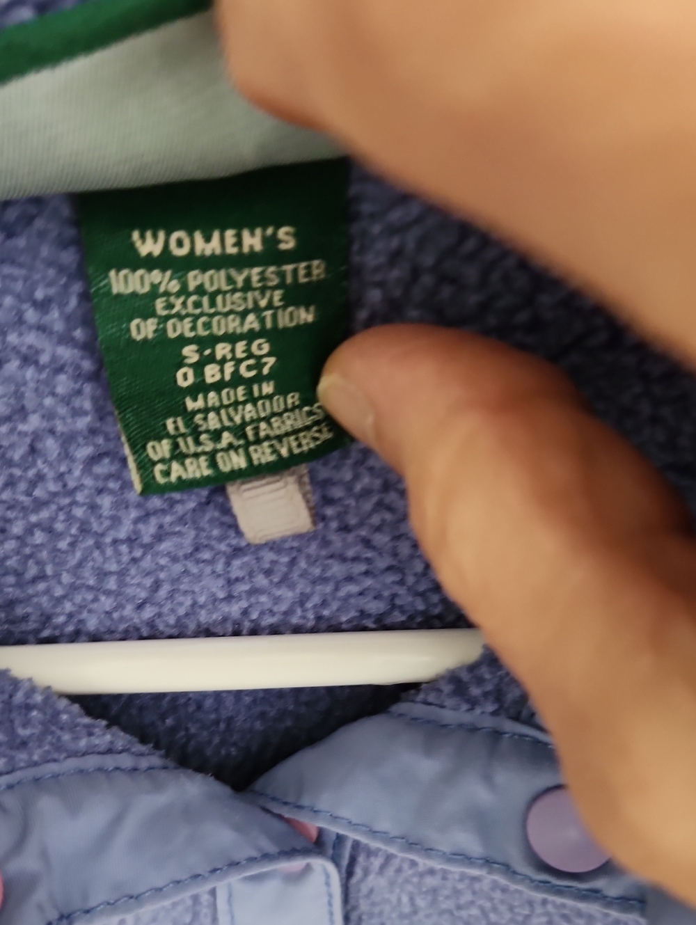 vintage L.L. Bean fleece pullover - Picture 3 of 7